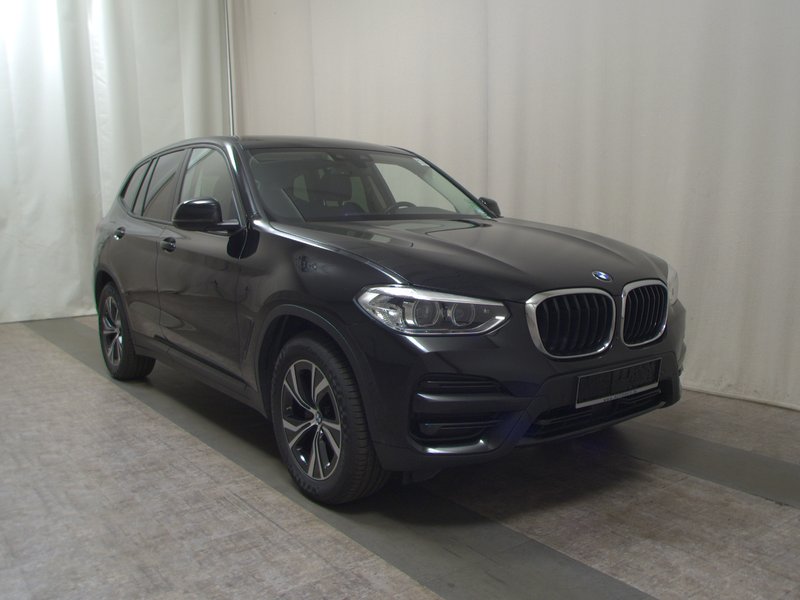 BMW X3 xDrive20d automatik • 360° kamera • ACC — 3