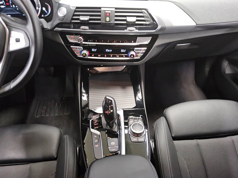 BMW X3 xDrive20d automatik • 360° kamera • ACC — 6