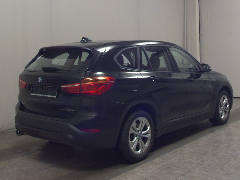 BMW X1 xDrive25e automatik Advantage • ACC — 4
