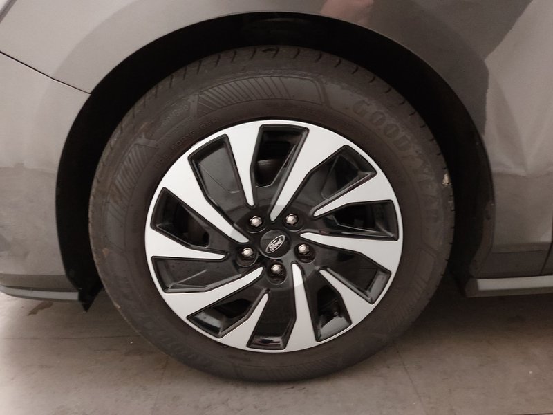 Ford Focus Turnier 1.5 automatik EB Titanium • LED • navigacija — 8