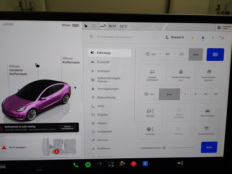 Tesla Model 3 RWD • panorama • koža — 15