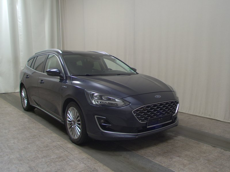 Ford Focus Turnier 1.5 EcoBlue automatik Vignale • ACC • Kuka za vuču (zakretna) — 3