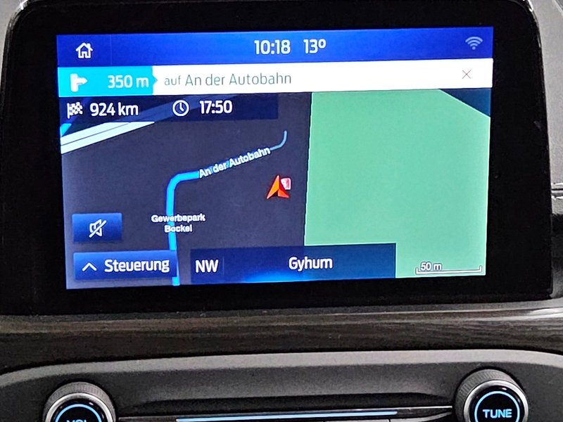 Ford Focus Turnier 1.5 EcoBlue automatik Vignale • ACC • Kuka za vuču (zakretna) — 7