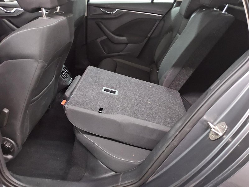 Škoda Kamiq 1.0 TSI Tour • Full LED • digitalni instrumenti — 13