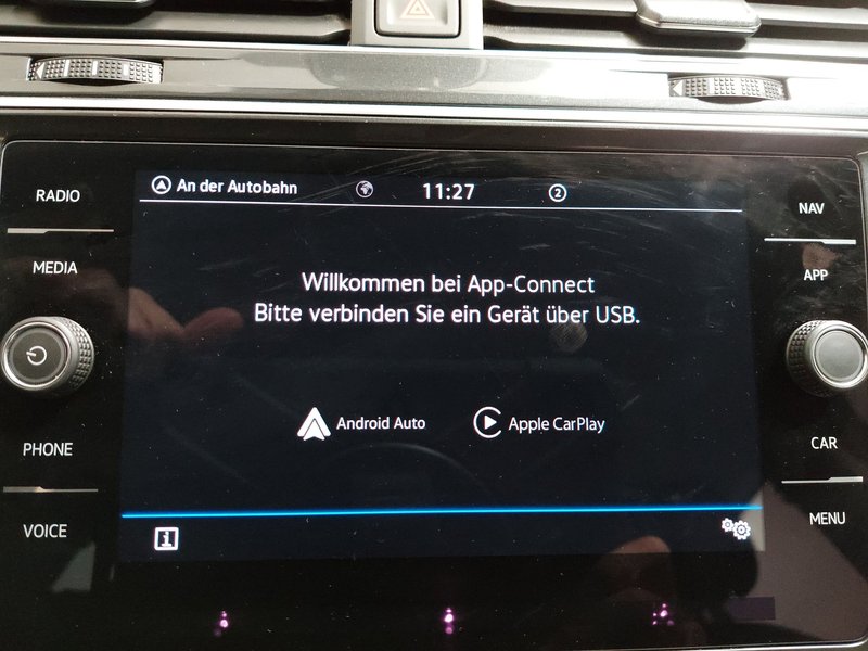 Volkswagen Tiguan 2.0 TDI Life automatik • ACC • LED — 19