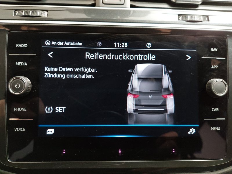 Volkswagen Tiguan 2.0 TDI Life automatik • ACC • LED — 20