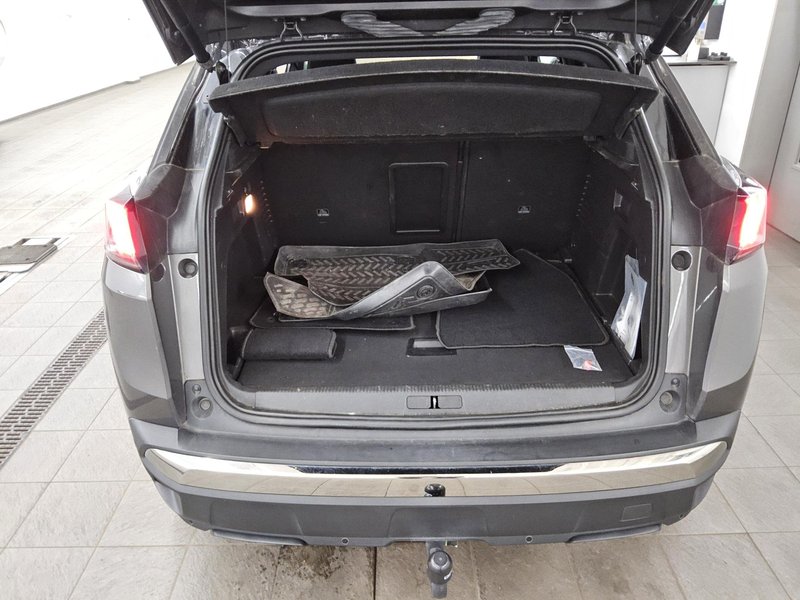 Peugeot 3008 1.5 BlueHDi 130 automatik Allure • ACC • AHK — 12