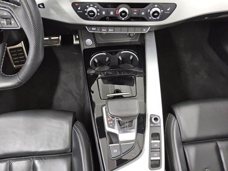 Audi A5 35 TDI automatik S line • LED • digitalni instrumenti — 7