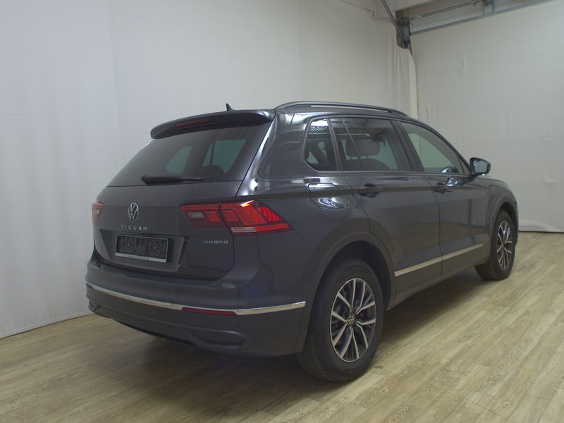 Volkswagen Tiguan 1.4 TSI eHybrid Life automatik • panorama • ACC — 4