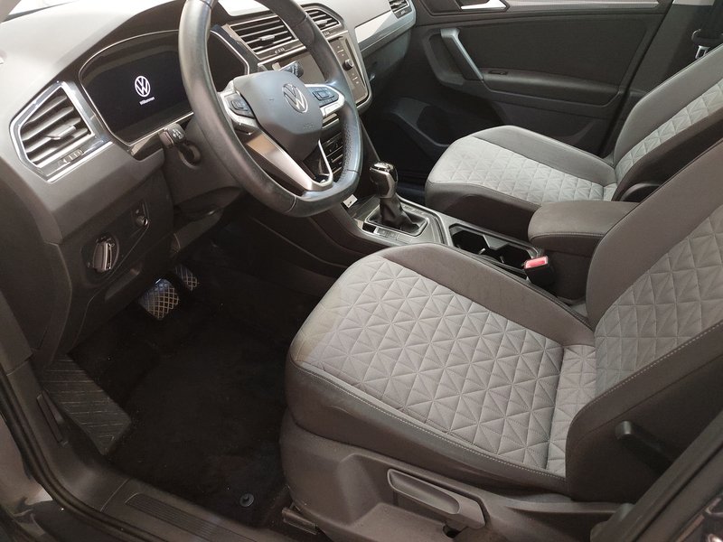 Volkswagen Tiguan 1.4 TSI eHybrid Life automatik • panorama • ACC — 6