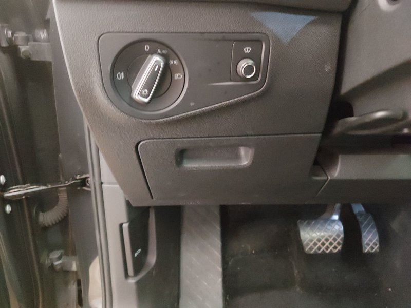 Volkswagen Tiguan 1.4 TSI eHybrid Life automatik • panorama • ACC — 7