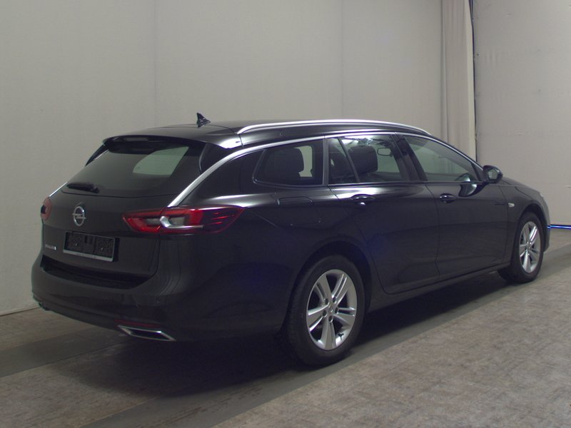 Opel Insignia Sports Tourer 2.0 D automatik Elegance • kuka za vuču • Full LED — 4
