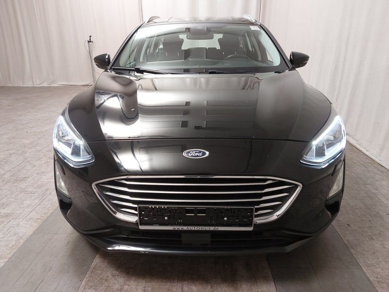 Ford Focus Turnier 1.5 EcoBlue Titanium • Full LED • navigacija — 9