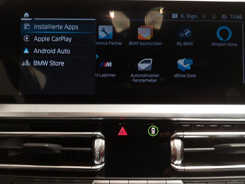 BMW 320e Touring xDrive M Sport • ACC • HUD — 17