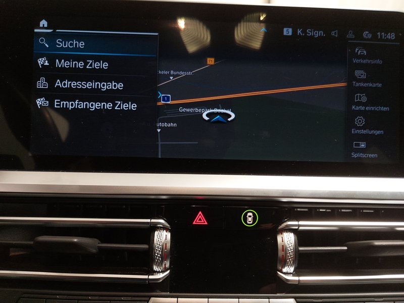 BMW 320e Touring xDrive M Sport • ACC • HUD — 18