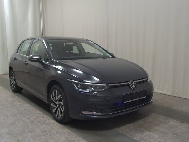 Volkswagen Golf 8 1.4 TSI automatik eHybrid Style • ACC • Full LED — 3