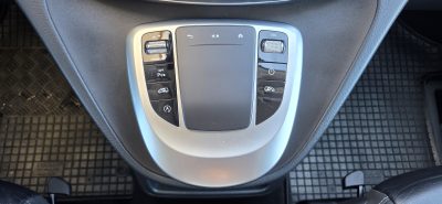 Mercedes V 300d Extralang Avantgarde•360°• ACC • dupla klima • jamstvo — 19