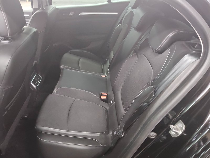 Renault Megane 1.3 TCe Techno • Full LED — 13