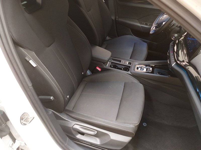 Škoda Octavia Combi 2.0 TDI SportLine automatik • HUD • ACC — 10