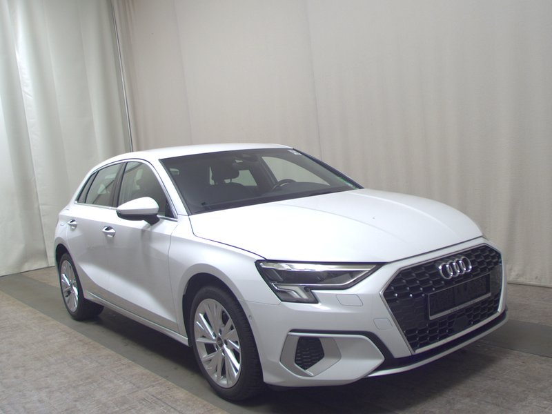 Audi A3 Sportback 1.5 TFSI automatik • ACC • Full LED — 3