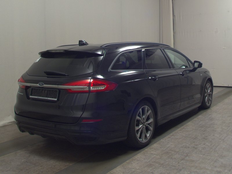Ford Mondeo Turnier 2.0 EcoBlue automatik ST-Line • ACC • Električna peta vrata — 4
