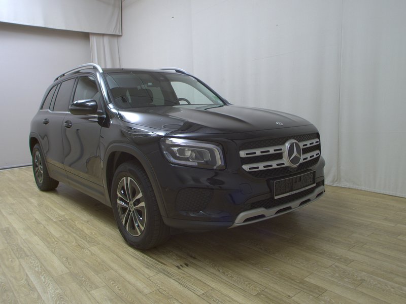 Mercedes-Benz GLB 200 d automatik Style • LED • digitalni instrumenti — 3