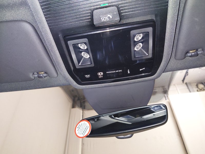 Volkswagen Golf Variant 2.0 TDI R-Line automatik • ACC • bežično punjenje — 15