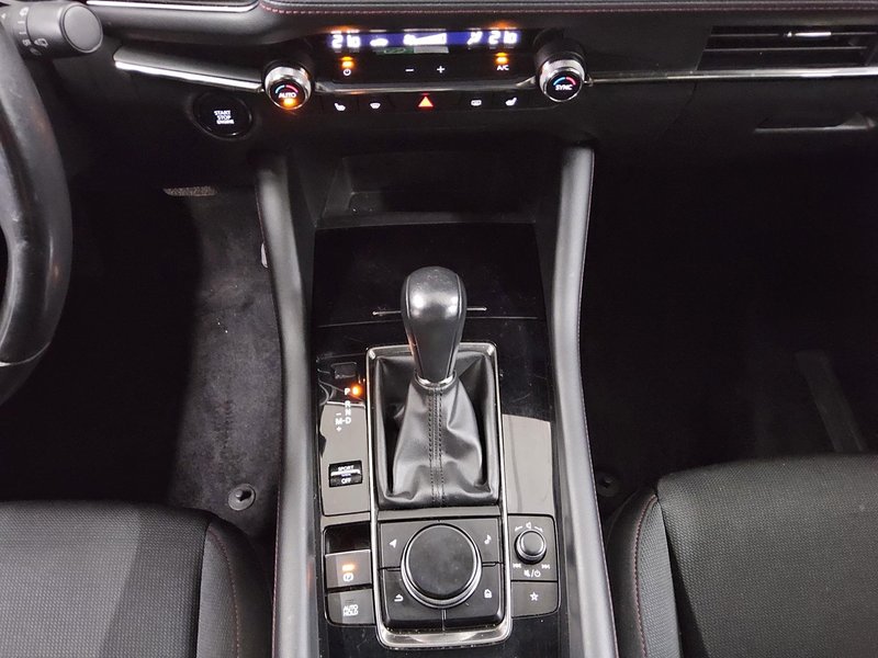 Mazda 3 2.0 SKYACTIV-G Homura automatik • ACC • HUD — 6