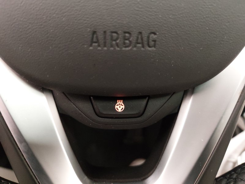 BMW X3 xDrive20d automatik • kuka za vuču • električna vrata prtljažnika — 15