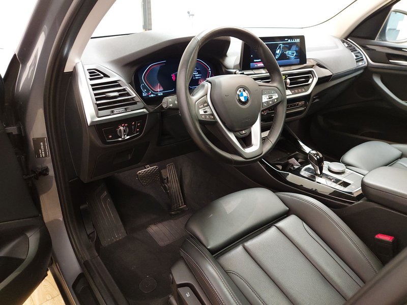 BMW X3 xDrive20d automatik • kuka za vuču • električna vrata prtljažnika — 5