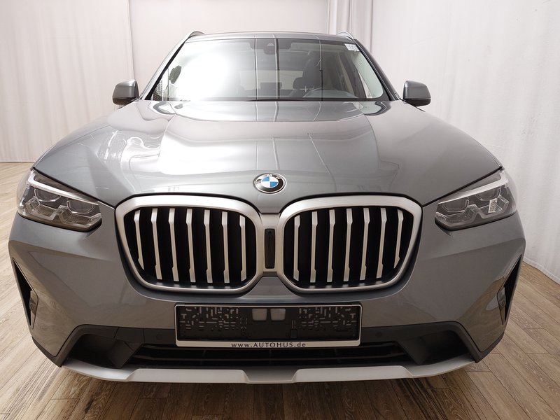 BMW X3 xDrive20d automatik • kuka za vuču • električna vrata prtljažnika — 8