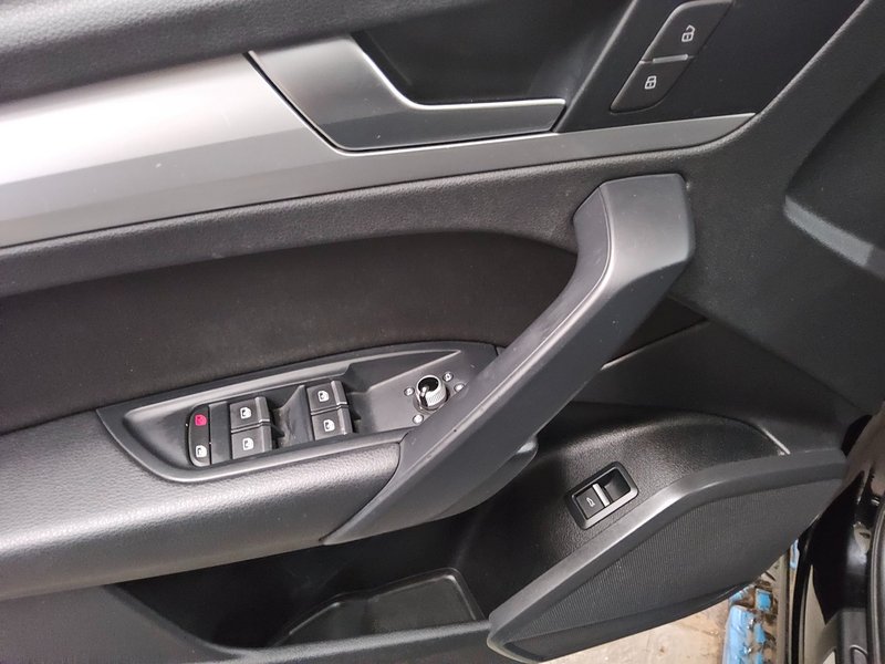 Audi Q5 40 TDI quattro automatik • AHK • digitalni instrumenti — 10
