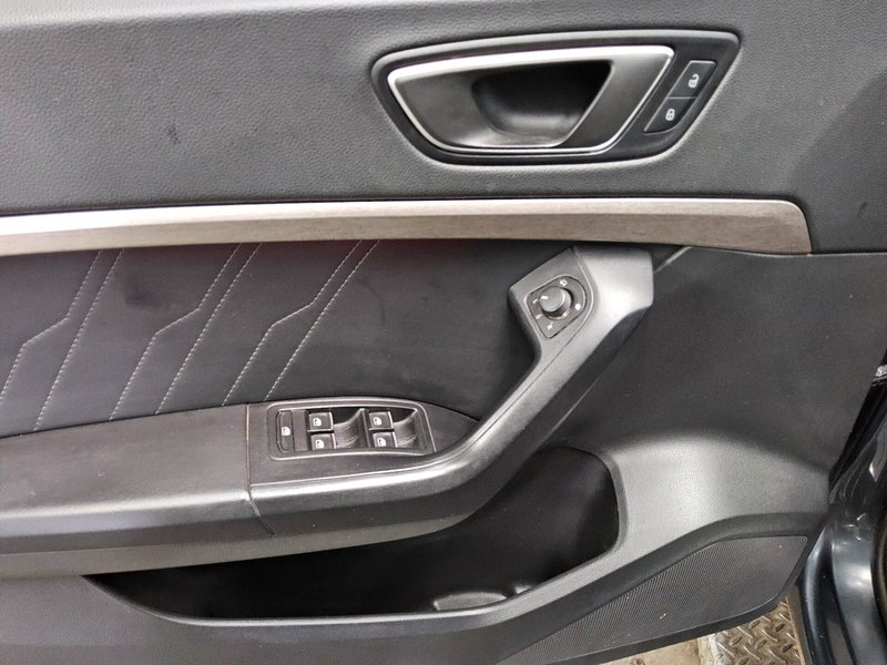 SEAT Ateca 2.0 TDI automatik 4Drive Xperience • Full LED — 9