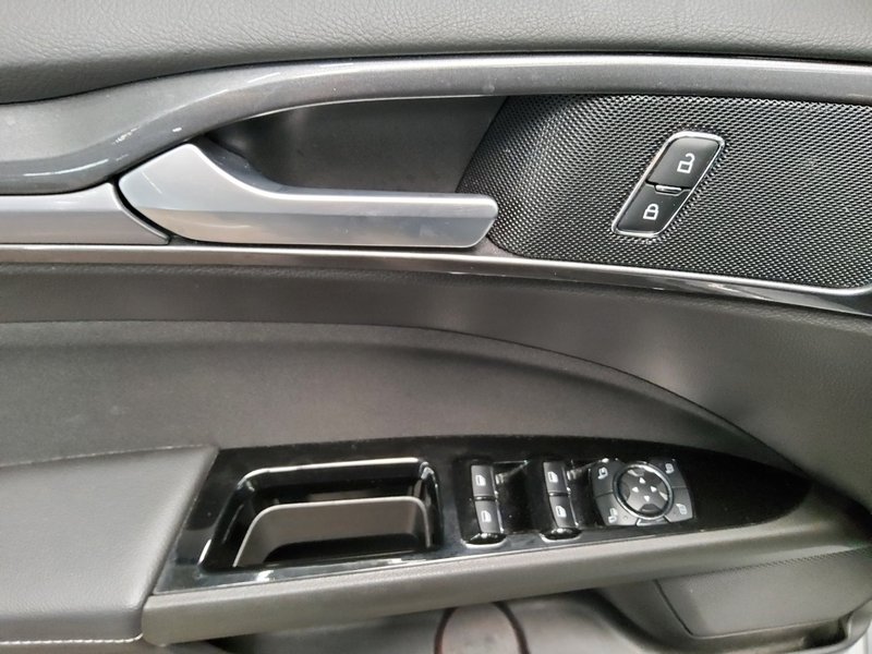 Ford Mondeo Turnier 2.0 EcoBlue automatik Titanium • ACC — 9