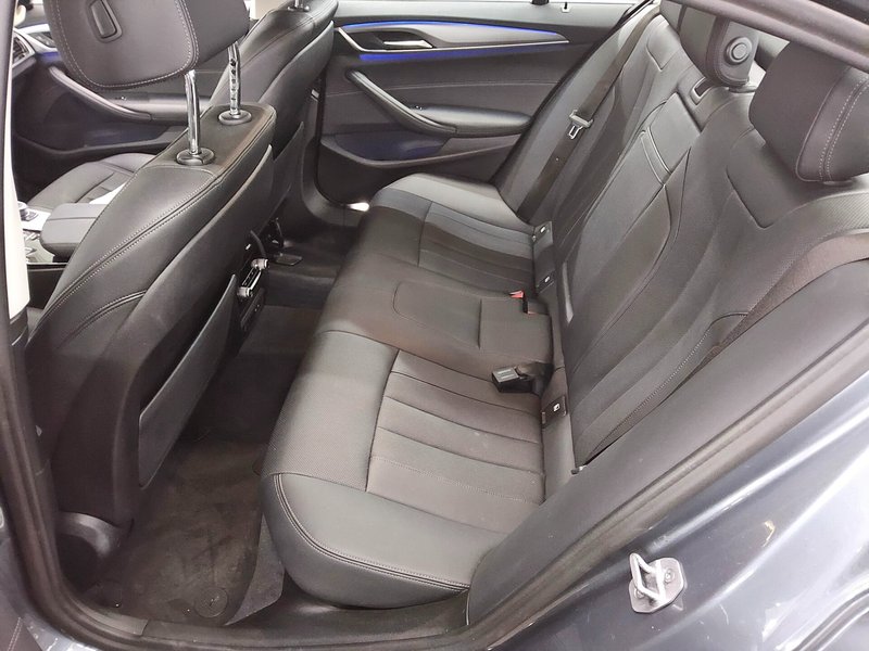 BMW 520d xDrive automatik • koža • LED — 13