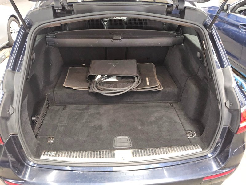 Mercedes-Benz E 300 e karavan automatik AMG Line • ACC • AHK — 11