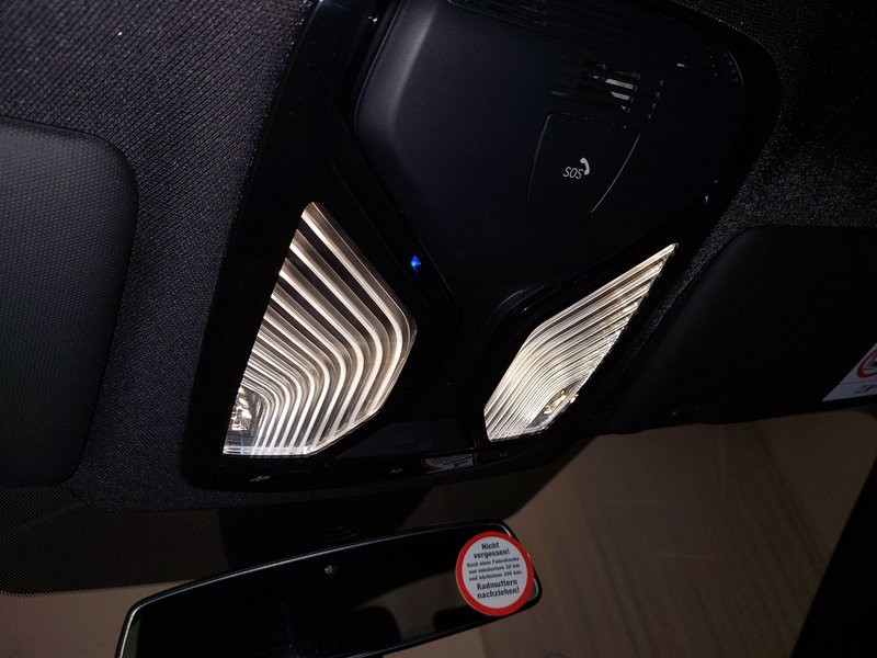 BMW i4 • ACC • Full LED — 13