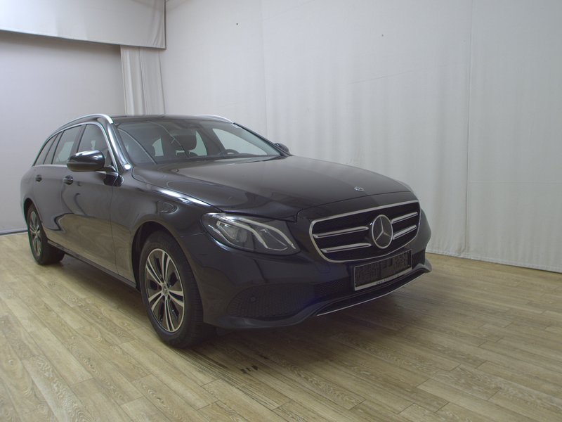 Mercedes-Benz E 220 d karavan automatik Avantgarde • ACC • koža — 3