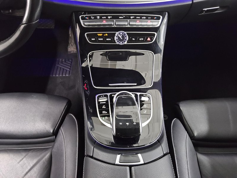 Mercedes-Benz E 220 d karavan automatik Avantgarde • ACC • koža — 6