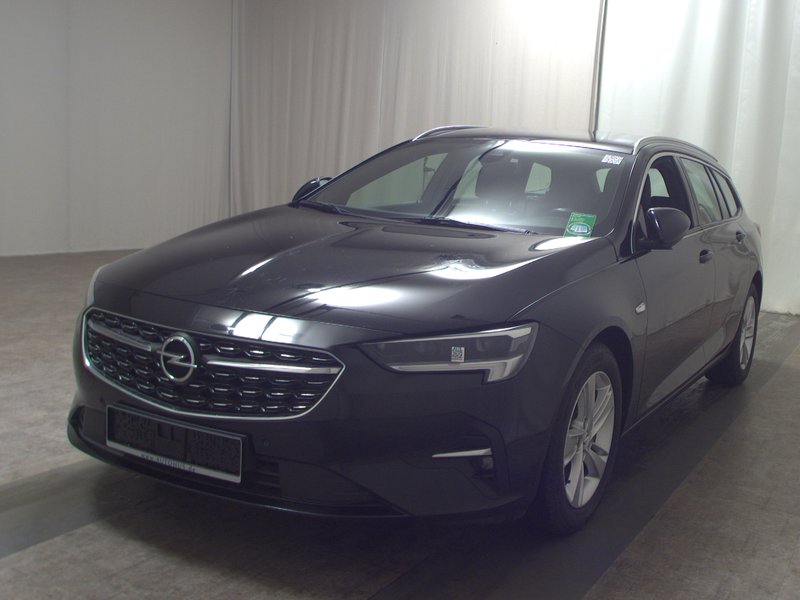 Opel Insignia ST 2.0 D automatik Elegance • Full LED — 2