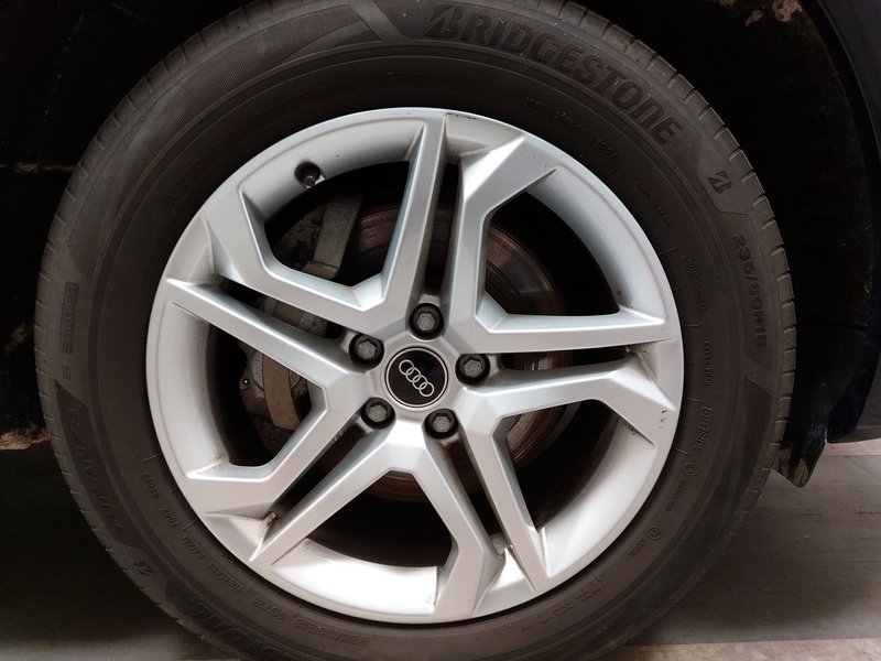 Audi Q5 40 TDI automatik quattro advanced • ACC • Full LED — 11