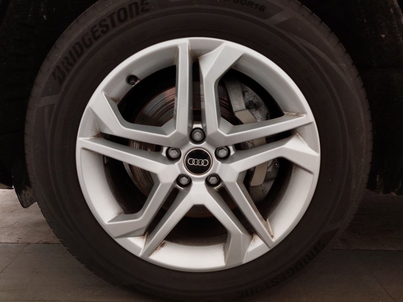 Audi Q5 40 TDI automatik quattro advanced • ACC • Full LED — 9