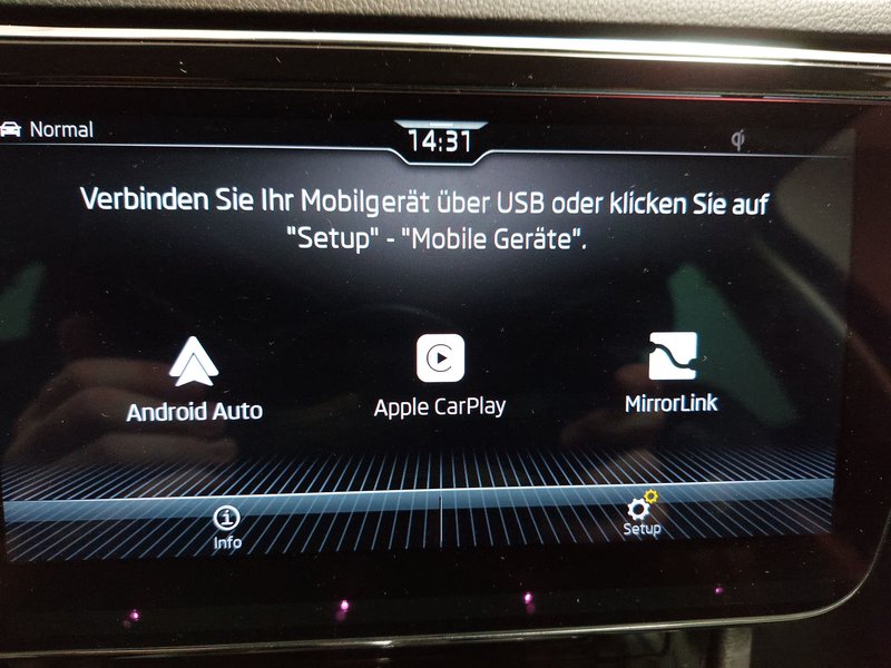 Škoda Superb Combi 1.4 TSI iV L&K automatik • električna peta vrata • Full LED — 19