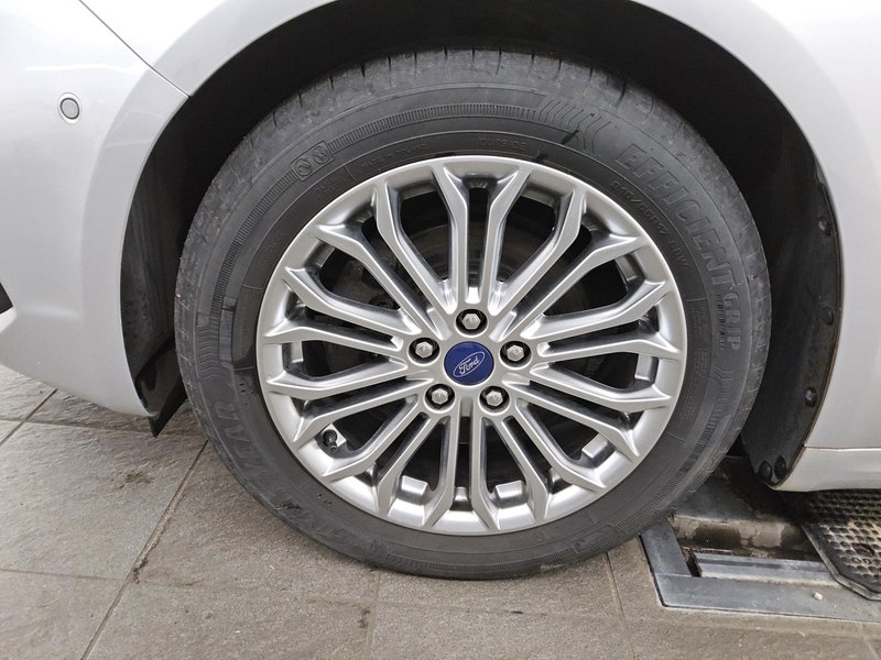 Ford Mondeo Turnier 2.0 EcoBlue automatik Titanium • navi — 10