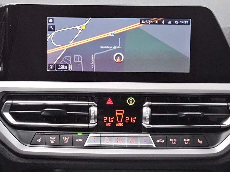 BMW 320d Touring automatik Advantage • ACC • LED — 7