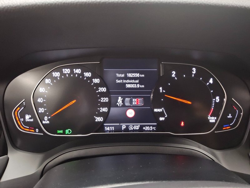 BMW 320d Touring automatik Advantage • ACC • LED — 8