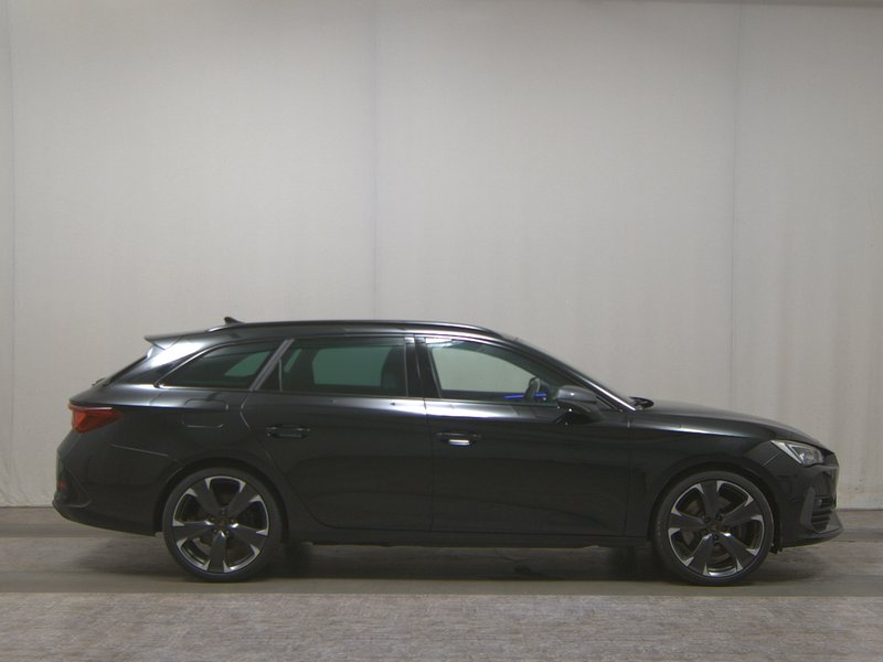 CUPRA Leon Sportstourer 1.4 e-Hybrid automatik VZ • Full LED • ACC