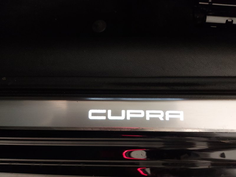 CUPRA Leon Sportstourer 1.4 e-Hybrid automatik VZ • Full LED • ACC — 16