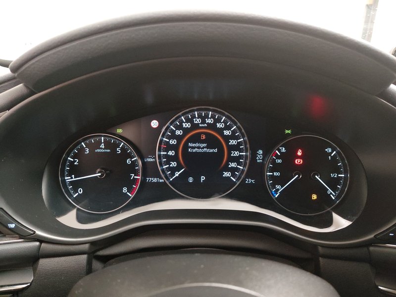 Mazda 3 Selection HuD RFK Shz ACC automatik • HUD • ACC — 23