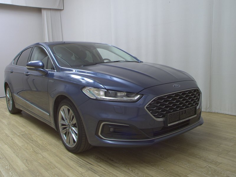 Ford Mondeo 2.0 EcoBlue automatik • LED • koža — 3